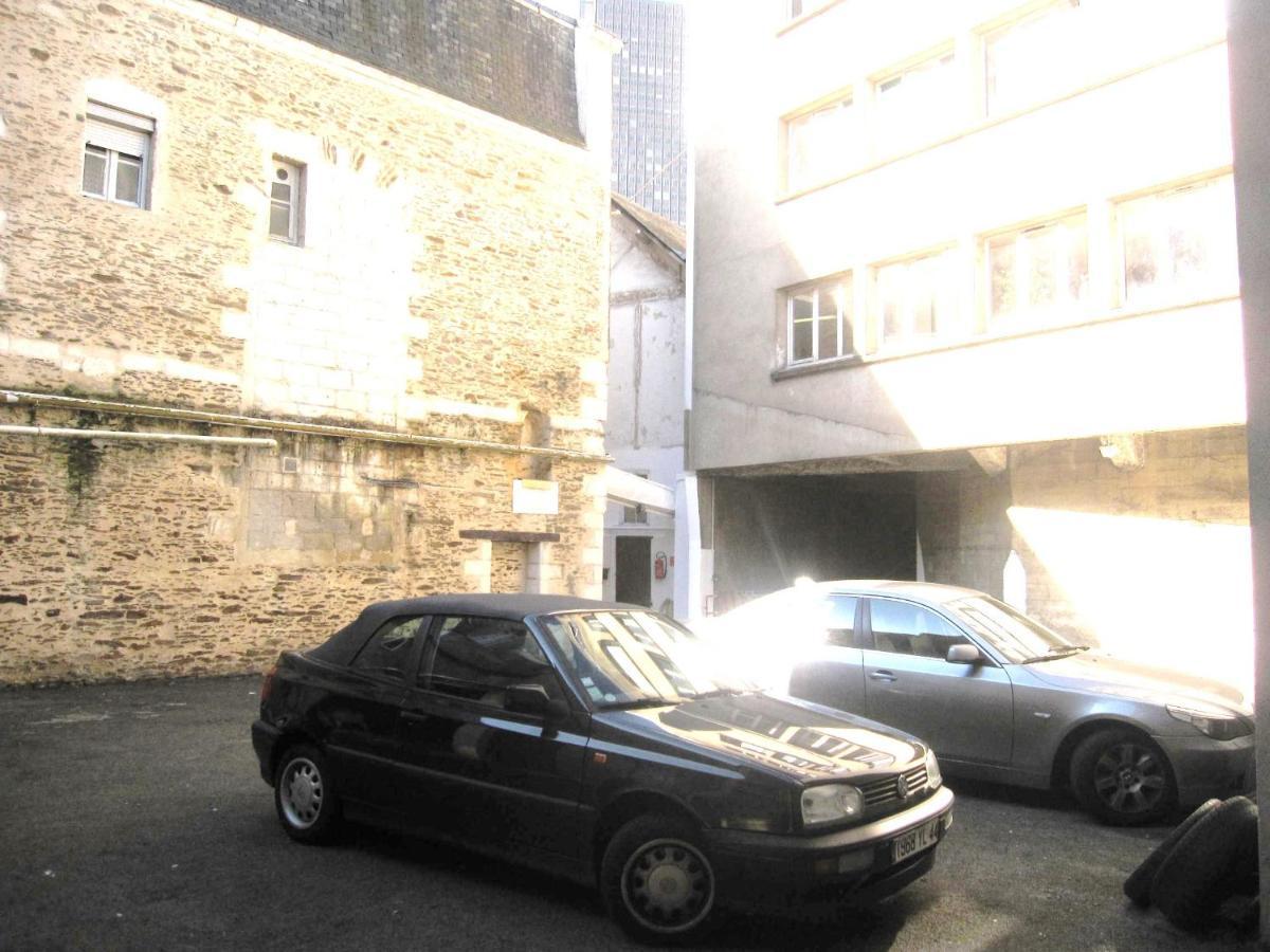 Hotel Des 3 Marchands น็องต์ ภายนอก รูปภาพ